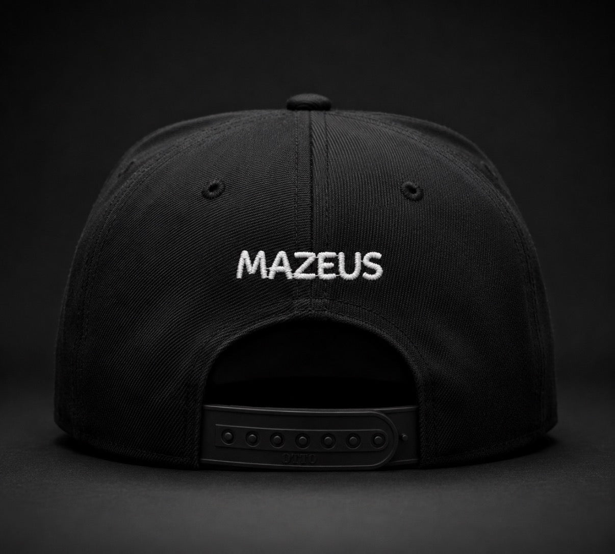 MAZEUS Apex Snapback